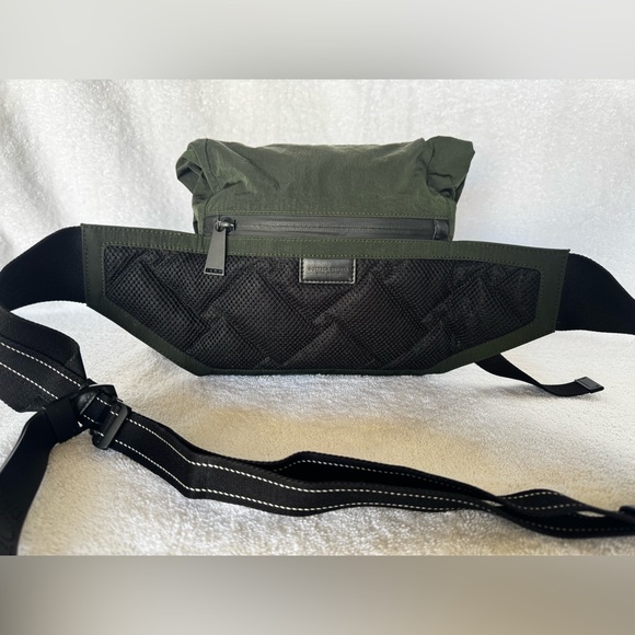 Bottega Veneta Borsa Belt-Crossbody bag, Unisex. - Picture 2 of 16